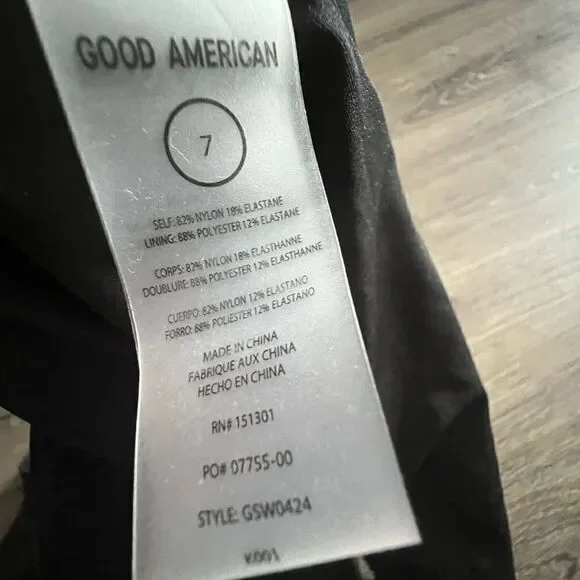 Good American Leilani Halter Neck One-Piece Swimsuit size 7 - Picture 7 of 7